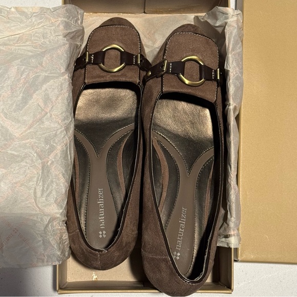 Naturalizer 9 Brown Suede Wedges - Picture 2 of 5